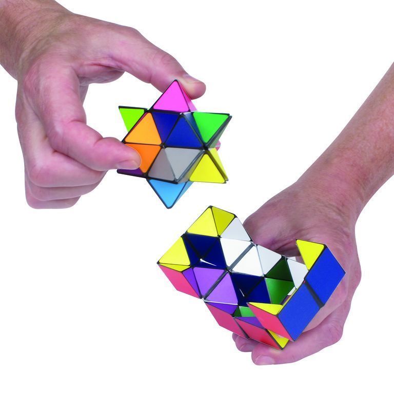 StarCube Stern-Zauberwürfel - tolles Geschicklichkeits und-/bilder/big/starcube%20with%20hands.jpg